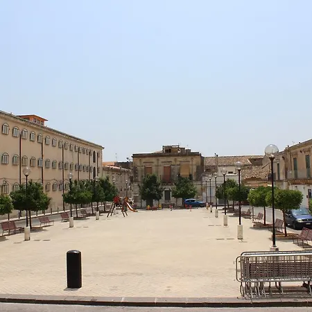 La Casa Fiorita Apartment Noto