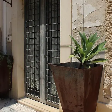 La Casa Fiorita Apartment *