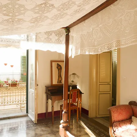 La Casa Fiorita Apartment